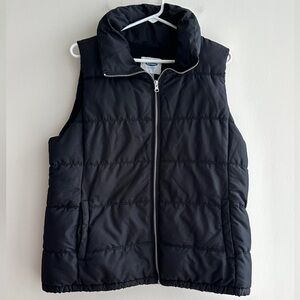 Old Navy Women’s Classic Black Puffer Vest, Size Large